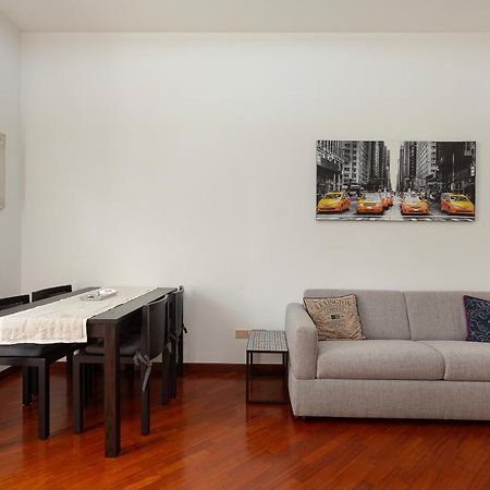 Flat In Citylife Near Metro! Milan Exterior photo