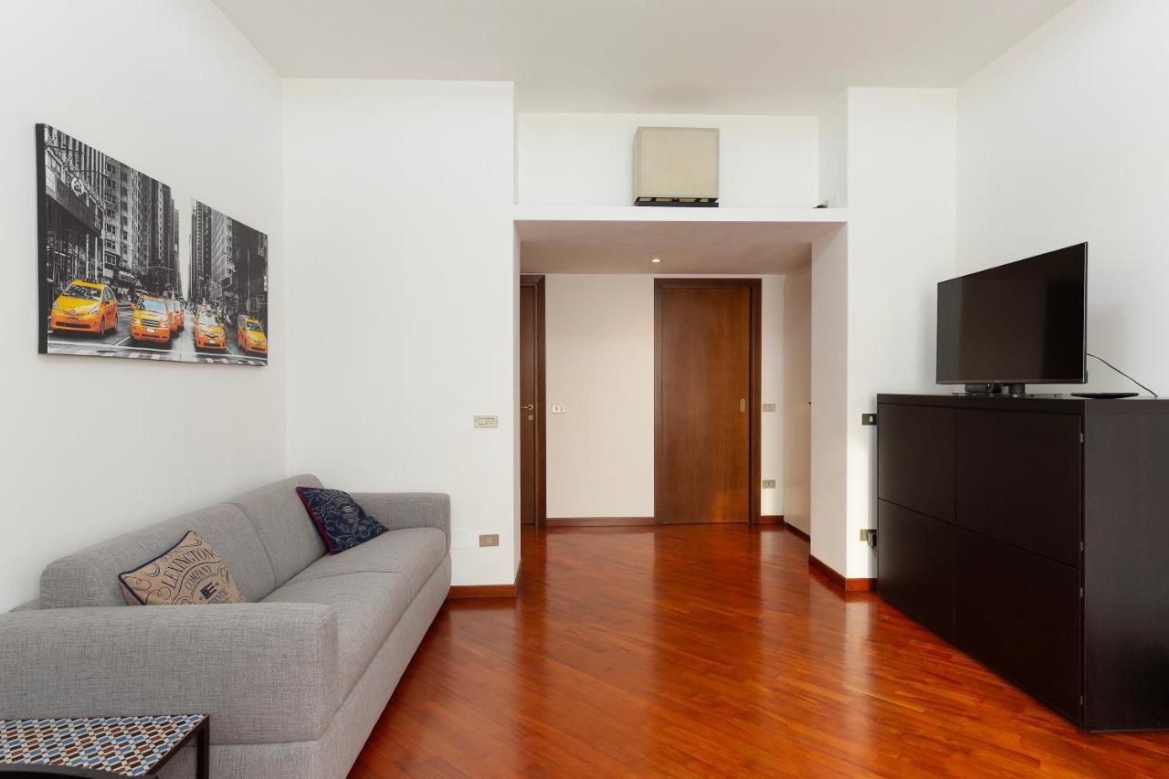 Flat In Citylife Near Metro! Milan Exterior photo
